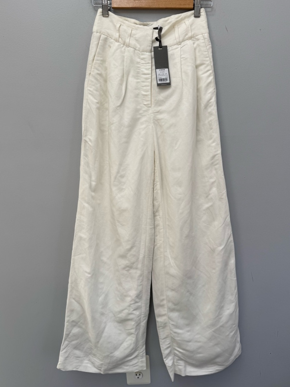 BRAND NEW Mint Velvet Cream Linen Blend Pleated Wide Leg Trousers in US 4 Long - Picture 6 of 8